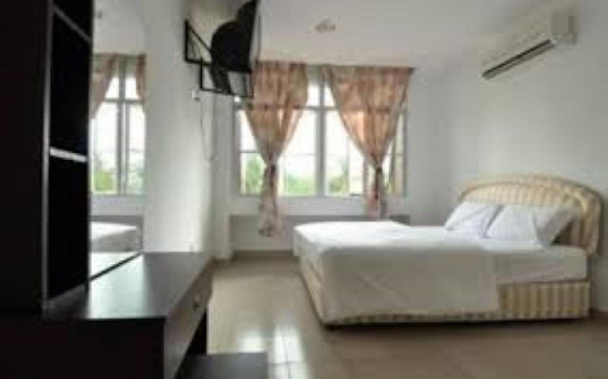 Melawati Ria Hotel Kuala Selangor Extérieur photo